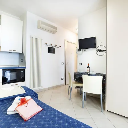 We Home - Palestrina17 - Riccione Sul Mare Exterior photo